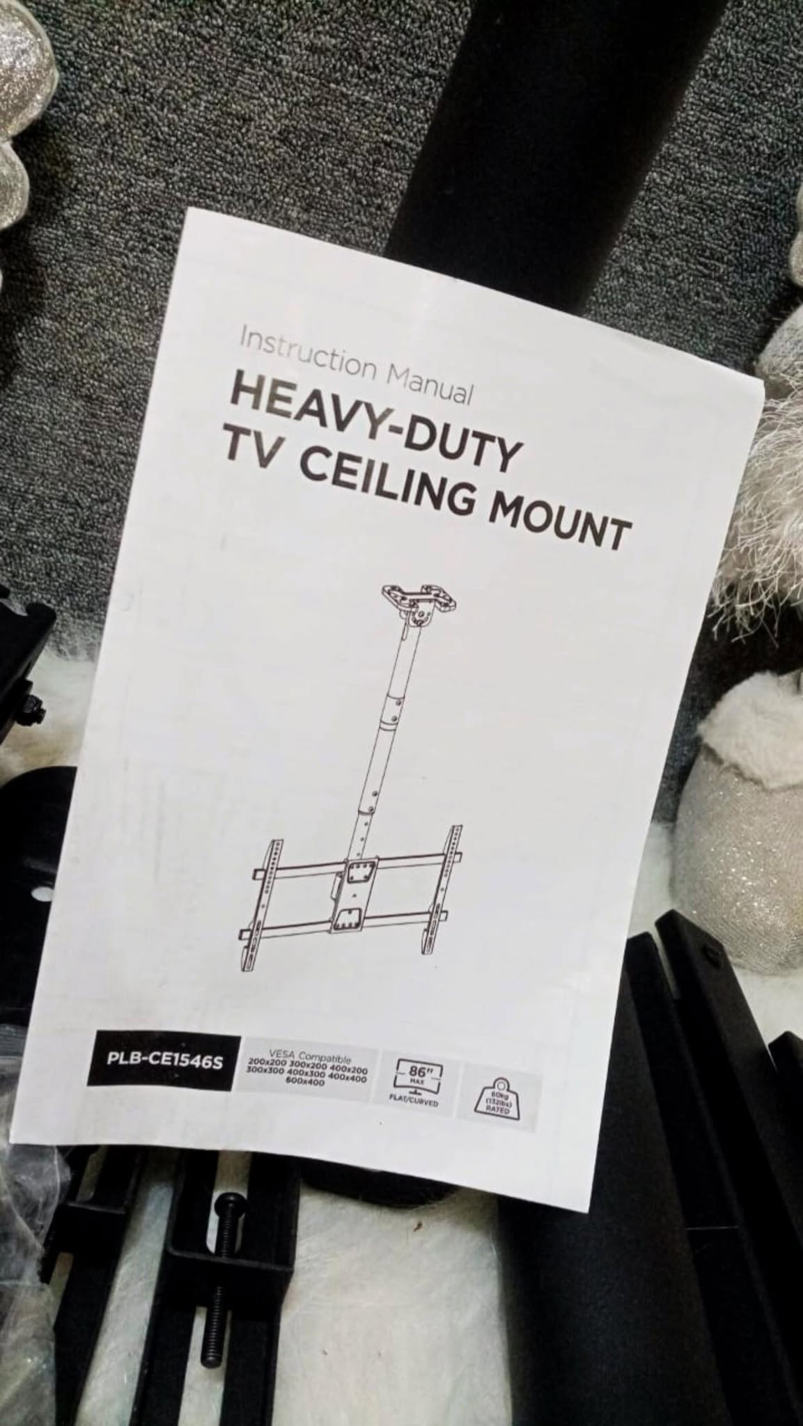 Heavy-Duty Adjustable TV Ceiling Mount – 43–86 Inches