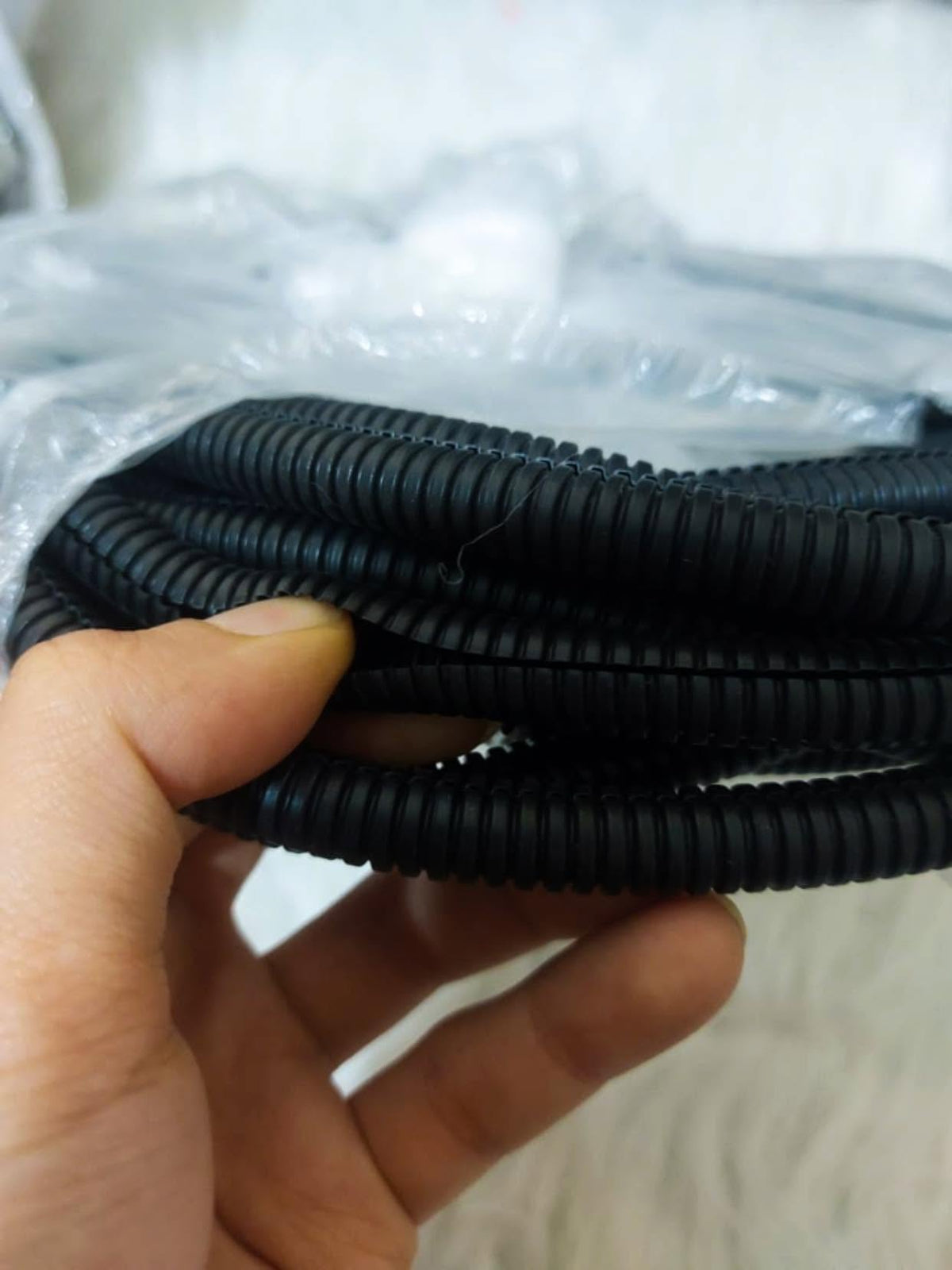Black Flexible Corrugated Cable Sleeve